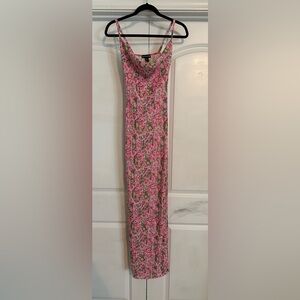 PrettyLittleThing  Floral Printed Strappy Maxi, size 2